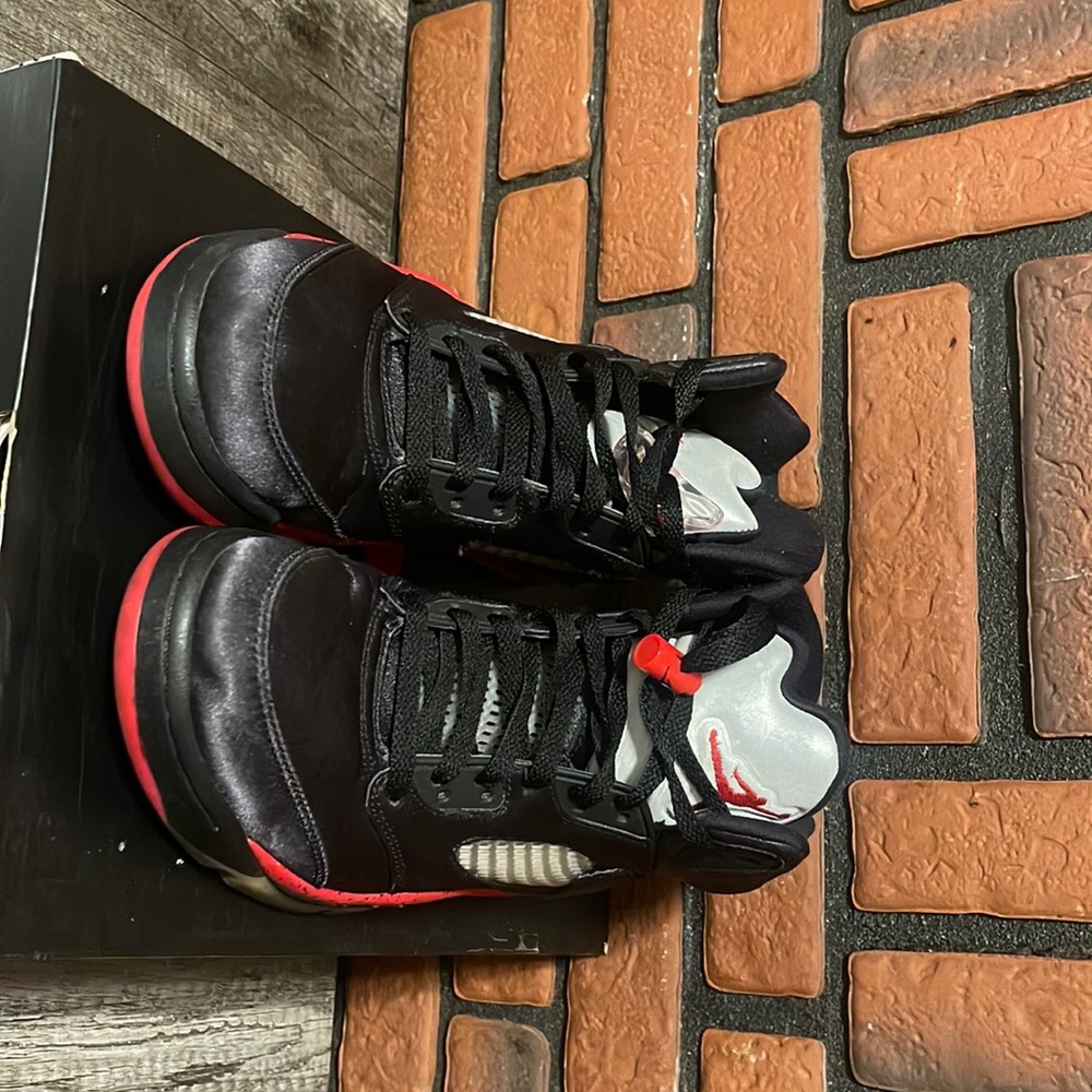 Air Jordan 5 Retro Satin Bred (11/03/2018) Size 8.5 Men’s
